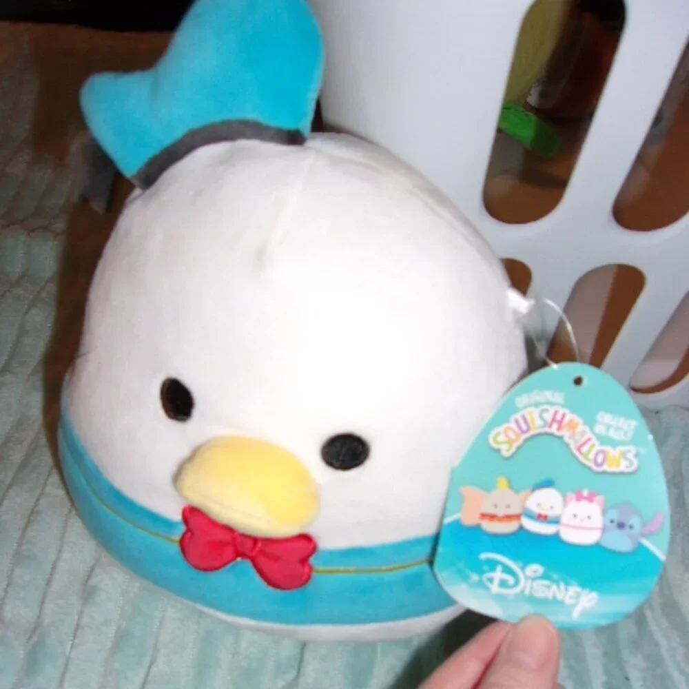 Disney Donald Duck Squishmallows 8” New